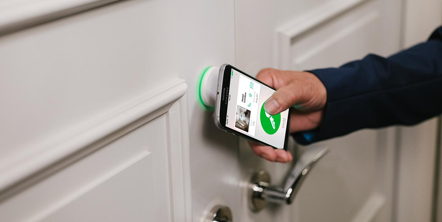 contactless hotel check-in